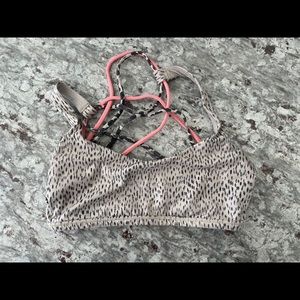 Lululemon Free to Be -Light Support Bra Si…